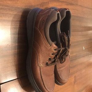 Never wornMen’s size 13 Clark’s, dark brown shoes